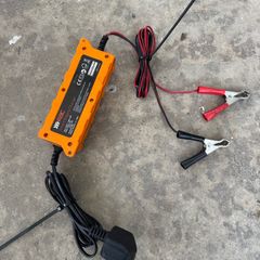 RAC HP239 Smart Battery Charger