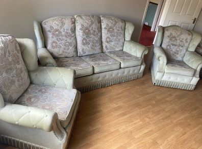 Suite - 3 Piece - Vintage