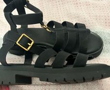 As new Women's black sandals size (40) 7