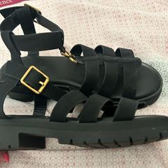 As new Women's black sandals size (40) 7