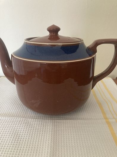 Carrigaline Pottery Antique Large Teapot