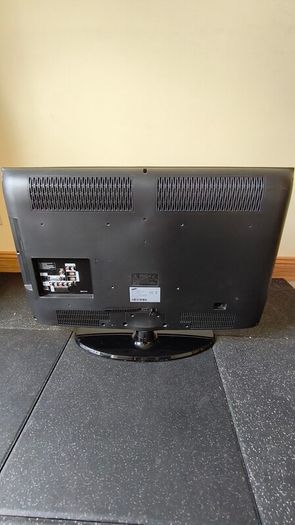 Samsung LE32B450C4WXXU 32" Tested Working TV Made In Hungary