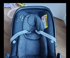 Maxi cosi car seat & iSo fix set