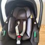Maxi - Cosi pebble car Seat and 2 Bases Image 2