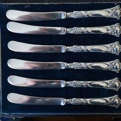 Six silver knives, .925 silver