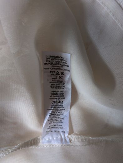 Gallery Cream Lace Short Sleeved Blouse. S. 12. New - No Tag.