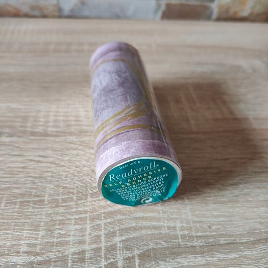 Self Adhesive Border
