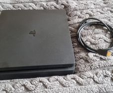 PS4 slim
