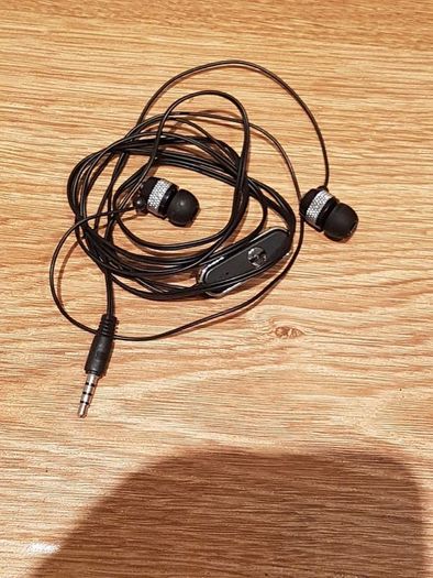 Black Dimonds Earphones with Mic