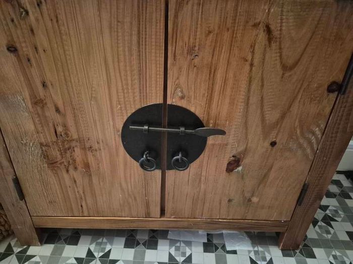 Bathroom Vanity Units