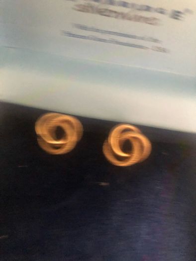 9ct gold knot earrings