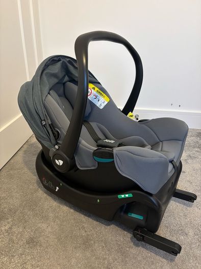 car seat with iso fix