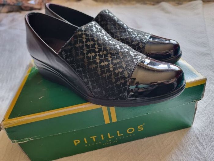 Leather Wedges Shoes size 7.5