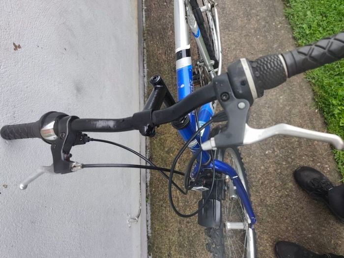 Bike 26" with mudguards ready to ride!