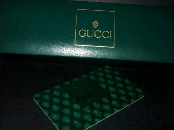 Authentic Vintage Gucci Sherry Line 6000L