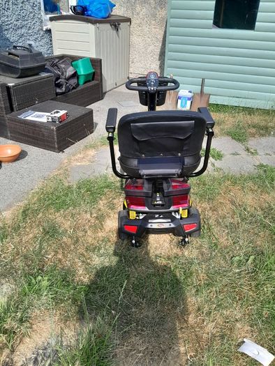 Mobility scooter
