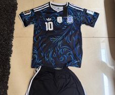 Argentina Kids Football Away Kit age 10-11 Messi Print BNWT