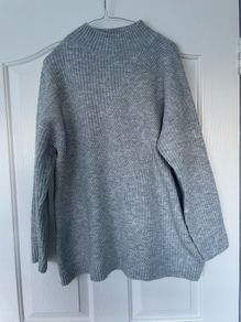 Ladies Wallis Jumper (Size 10-12)