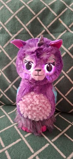 Hatchimals Llalacorn Interactive Purple Llama Talks Lights Up Grows 32 inches.