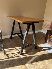 EZ Living Sturdy wood kitchen bar / tall dining table
