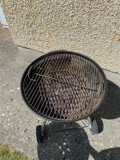 WEBER charcoal barbecue (bbq)
