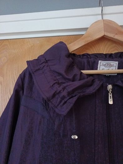 Lailishi Coat. .  S.46- 16/18.