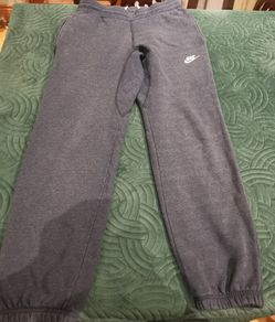 Nike tracksuit bottoms small
