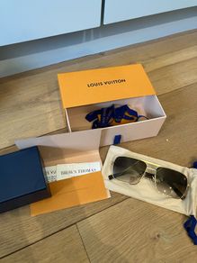 2025 LV attitude sunglasses gold