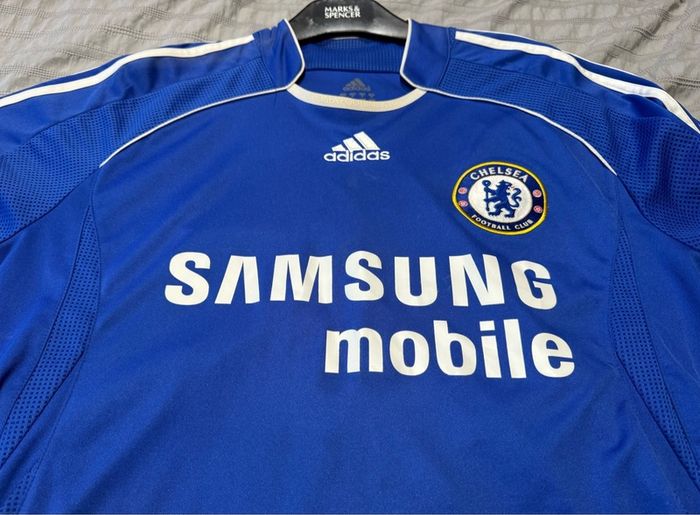 3 Chelsea Jerseys