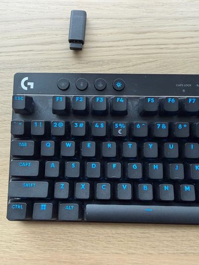 Logitech G Pro X TKL Gaming Keyboard - Black, US Layout - Mint, Boxed with Travel Case