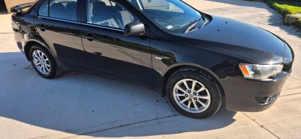 Mitsubishi Lancer/ Opel corsa