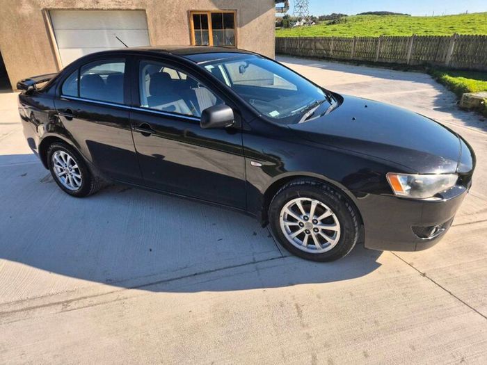 Mitsubishi Lancer