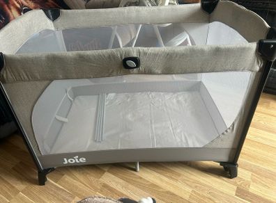 travel cot