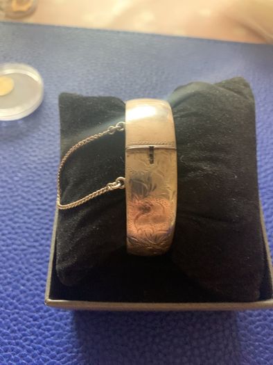 Sterling Silver  Bangle