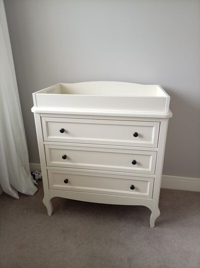 Mamas and papas cot and changing table