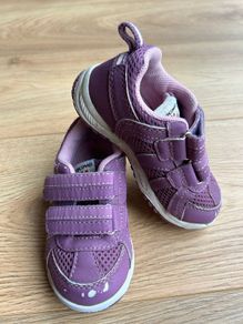 Viking runners, size UK6/ EUR23.