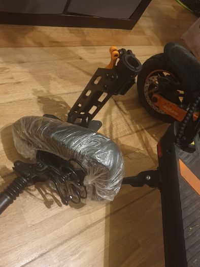 E Scooter Kukirin 2025 G2 Max With Warranty Only 600 Kls All Extras Basically Brand New.