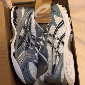 Brand new asics gel kayano 14