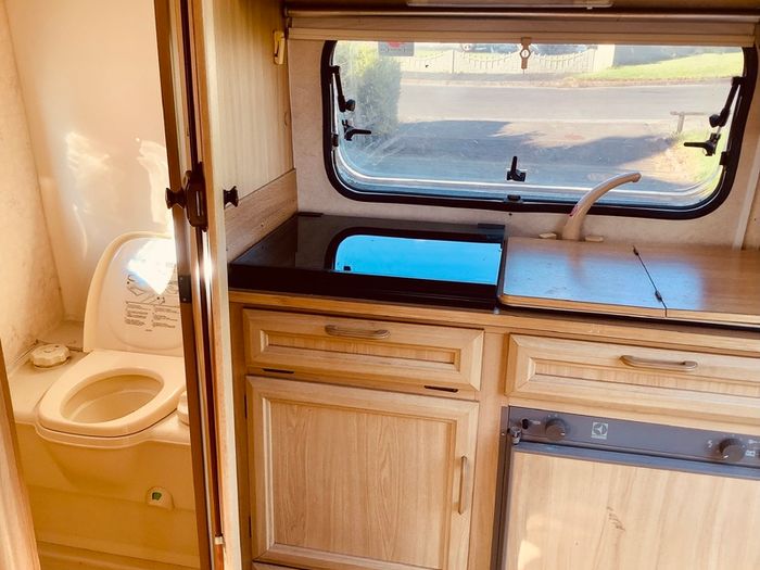 Small caravan, lightweight tourer,10ft long
