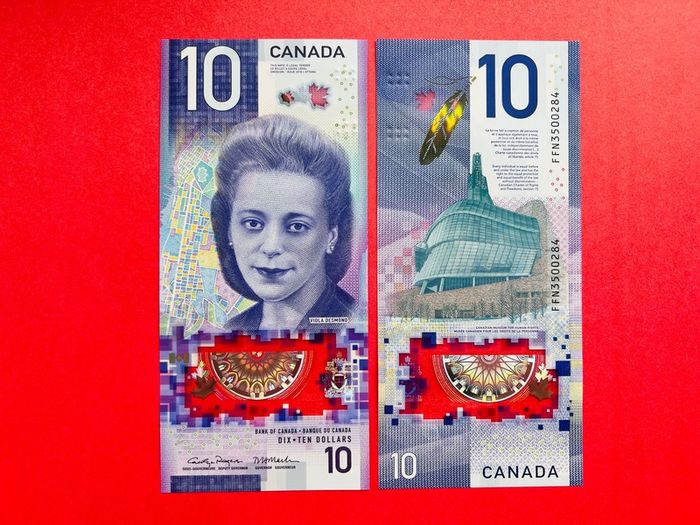 Canada  10. Dollars  2018. Pick  113a. POLYMER / Plastic  ( Uncirculated )