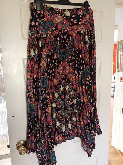 Skirt (Monsoon) Brand New. PRICE DROP!
