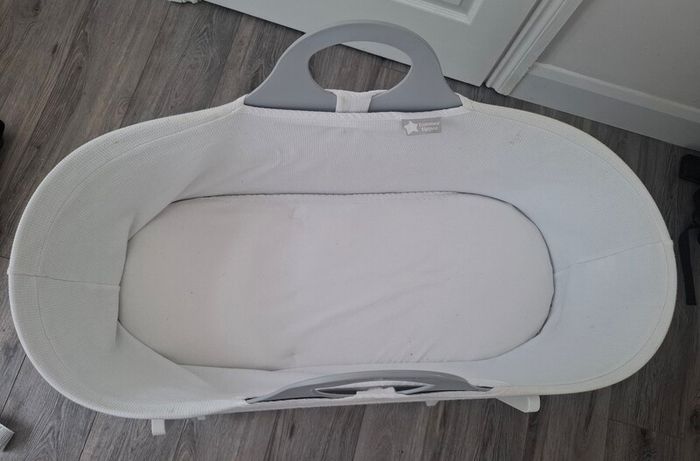 Tommee Tippee Baby Bassinet Rocker