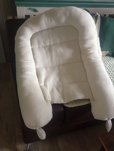 baby snuggle bed