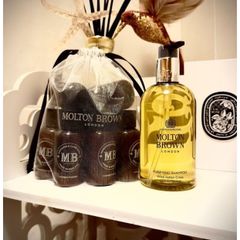 Molton Brown London 10 Conditioners and Shampoo