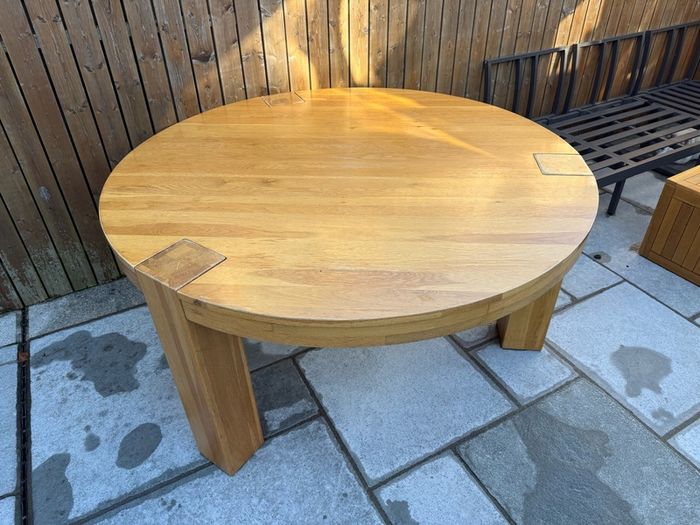 oak dining table