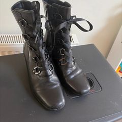 boots