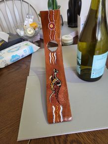 Wine bottle stand