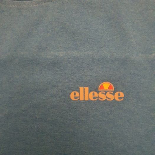 Tee Shirt/Ellesse Becketi Tee Shirt .. Size: X-Large .. Price Drop