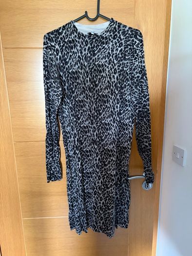 Warehouse dress 14