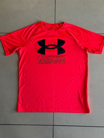 Under Armour Top